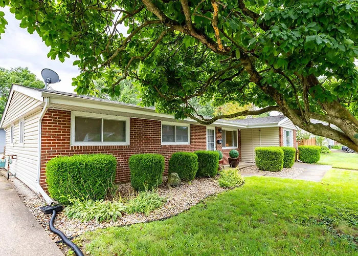 Holiday home 3br Gahanna Grove - Game Room, Patio, Near Easton Columbus